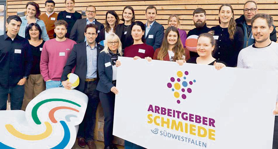 Erstmals hat sich die Start-Gruppe zur Arbeitgeberschmiede Südwestfalen getroffen und dabei die erste Kreativwerkstatt geplant.