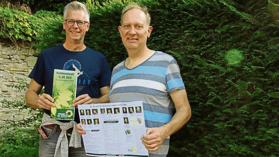Wilfried Budde und Tom Borgelt (v.l.) stellten im Gespräch mit der Redaktion die Top-5-Themen der Anröchter Grünen vor. Foto: Meschede