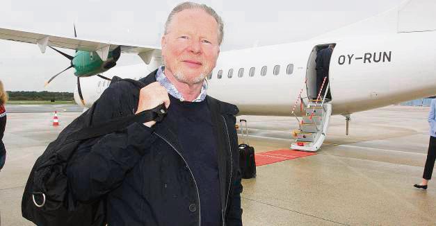 Unternehmer Ralph-Jörg Wezorke zählte zu den ersten Passagieren. Foto: Schwade