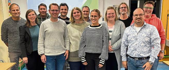 Vorstand des Fördervereins: (v.l.) Ilhan Çiçek, Anne Sellmann, Jörg Schäpermeier, Carsten Petermeier, Edgar Müller, Lorena Sagenschneider, Igor Stach, Antonia Voits, Ina Mund, Sascha Tschorn, Marc Norgel und Kerstin Christ.