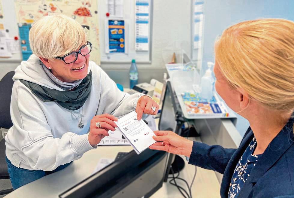 Den neuen Gutschein gibts bald auch in der Geseker Patriot-Geschäftsstelle. Fotos: N. Wissing