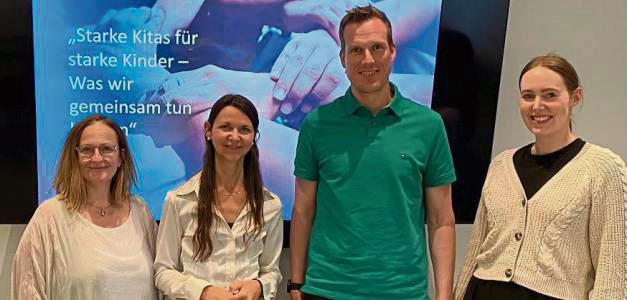 Sprachen jetzt über die Ergebnisse der Kita-Umfrage (v.l.): Vanessa Hüls und Helene Dick vom Stadtelternrat sowie Philipp Maron und Iris Faulhaber von der Stadtverwaltung.