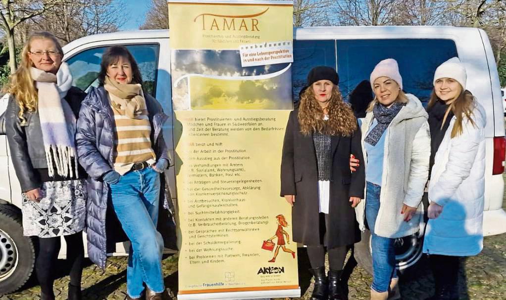 Die Mitarbeiterinnen von Tamar erhielten zu 220 Sexarbeiterinnen neuen Kontakt durch die aufsuchende Arbeit.