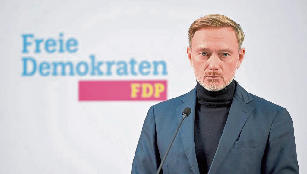 Nach den Landtagswahlen in drei ostdeutschen Bundesländern hatte auch Christian Lindner nichts zu lachen. Das sei aber kein Anlass, den FDP-Parteichef in Frage zu stellen, betonen die heimischen Abgeordneten Fabian Griewel und Christof Rasche. Foto: dpa