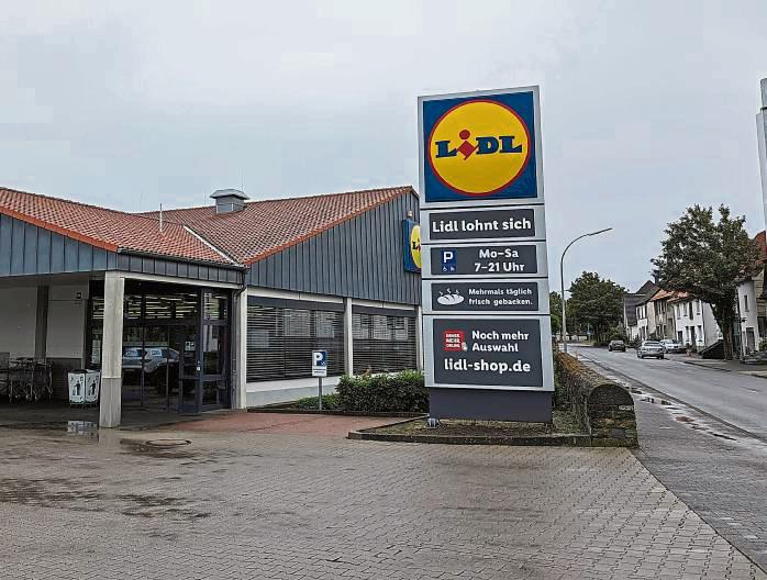 Der Lidl an der Berger Straße ist inzwischen etwas in die Jahre gekommen, weswegen die Filiale auch modernisiert und vergrößert werden sollte. Doch momentan scheinen die Pläne auf Eis zu liegen.