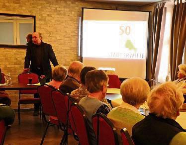Heinz-Georg Büker sprach bei der Senioren-Union. Foto: Mues