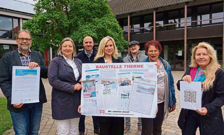 Haben eine Petition pro Soletherme in Bad Waldliesborn gestartet (v.l.): Dieter Holthaus, Iris Schäferjohann-Bursian, Dr. Dimitrios Siamkouris, Filippia Filippiadou-Siamkouris, Dietmar Schütz, Petra Klich-Plunkte und Gabriele Schütte-Holthaus. Foto: Cegelski