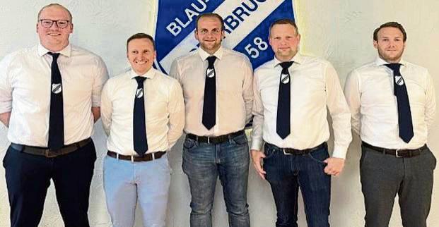 Timo Scheps (M.) ist neuer Fußball-Abteilungsleiter bei BW Lipperbruch. Den Vorstand komplettieren (v.l.) Max Klottka, Sascha Meinhardt, Mario Marton und Philipp Schröter.