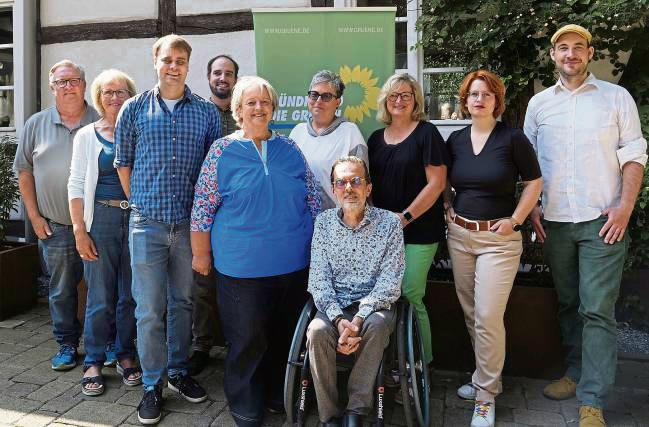 Der neue Vorstand des Kreisverbands Soest von Bündnis 90 / Die Grünen hat seine Arbeit aufgenomnen (v.l.): Tim Neumann, Mathilde Heise, Oliver Smith, Lennard Schlöffel, Jutta Maybaum, Beatrice Ermisch, Jürgen Klug, Christine Dembinsky, Sarah Gonschorek und Jan Breuer.