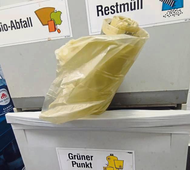 Einige Patriot-Leser sind aktuell von den Gelben Säcken genervt. Deren Qualität sei aber gar nicht so schlecht, weiß ESG-Experte Carsten Peters. Foto: Niggenaber