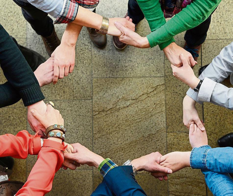 Eine neue Selbsthilfegruppe für Frauen geht im Kreis an den Start. Ziel sind ein Austausch, der Ausbau sozialer Kontakte und gemeinsame Unternehmungen. Symbolfoto: Weinstock (Kreis Soest)