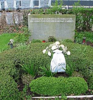 Der Kranz der DGB. Foto: Mues