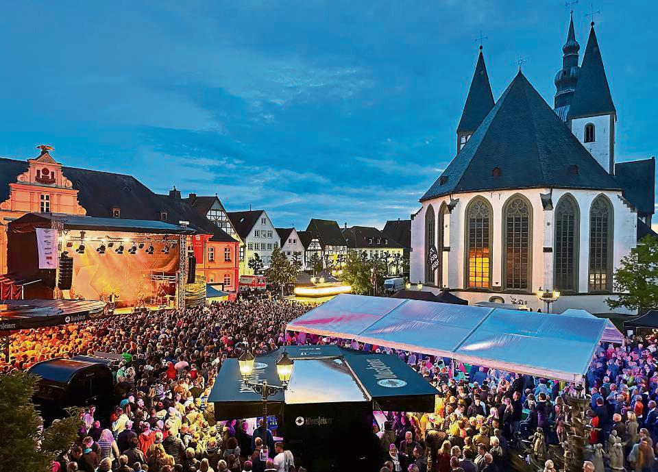 Lippstadt kann feiern: Vom 29. Mai bis zum 1. Juni verwandelt sich die Innenstadt beim Altstadtfest in eine Feiermeile – mit allem, was dazugehört. Archivfoto: Cegelski
