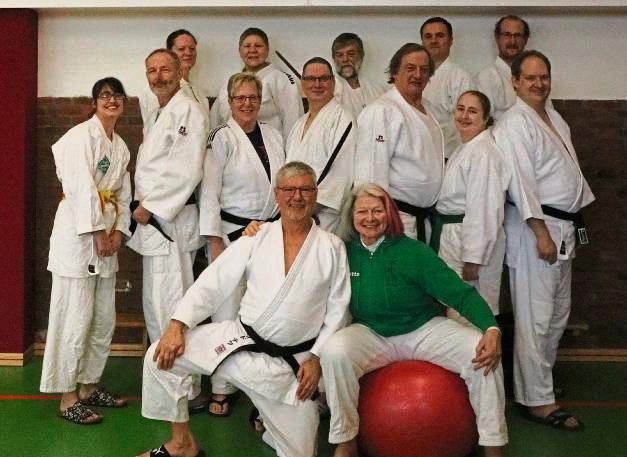 Herbert Müller vom JSV Lippstadt (mittlere Reihe 3.v.r) nahm zum dritten Mal am Judo-Lehrgang auf Borkum teil.