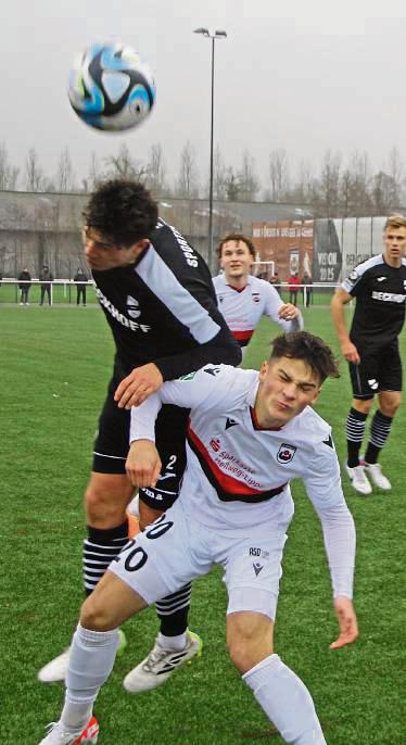 Im zweiten Test der Winterpause treffen Louis Neugebauer (in Weiß) und der SV Lippstadt auf die SG Finnentrop/Bamenohl. Foto: Heinke