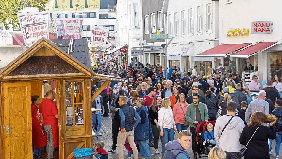 Ob zur Kirmes oder zum Stadtfest: Zahlreiche verkaufsoffene Sonntage gibt es noch im Jahreskalender des Kreises Soest. Archivfoto: Wissing