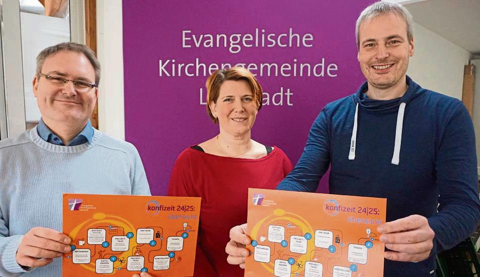 Haben das Konzept der neuen Konfirmandenzeit vorgestellt: (v.l.) Diakon Timo Lütge, die Ehrenamtliche Roswitha Gumlich und Presbyter Alexander Tschense. Foto: Cegelski