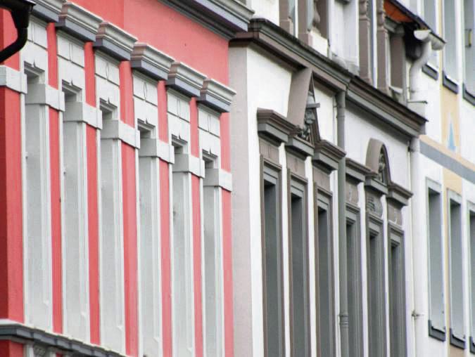 In Lippstadt, hier ein Bild aus der Luchtenstraße, sind die Preise für Bestandsimmobilien im Vergleich zum Vorjahr relativ konstant geblieben. Foto: Niggenaber