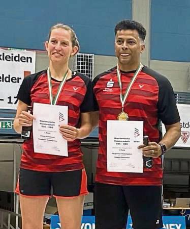 Kein Weg führte an Manon Plaisimond (l.) und Thupeesan Ponampalam vom 1. BV Teutonia vorbei, die sich den westdeutschen Meistertitel im Mixed sicherten.