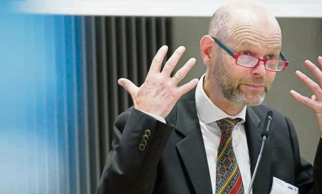 Sieht trotz schwieriger Bedingungen eine Chance für eine Kirche der Zukunft: Superintendent Dr. Manuel Schilling.