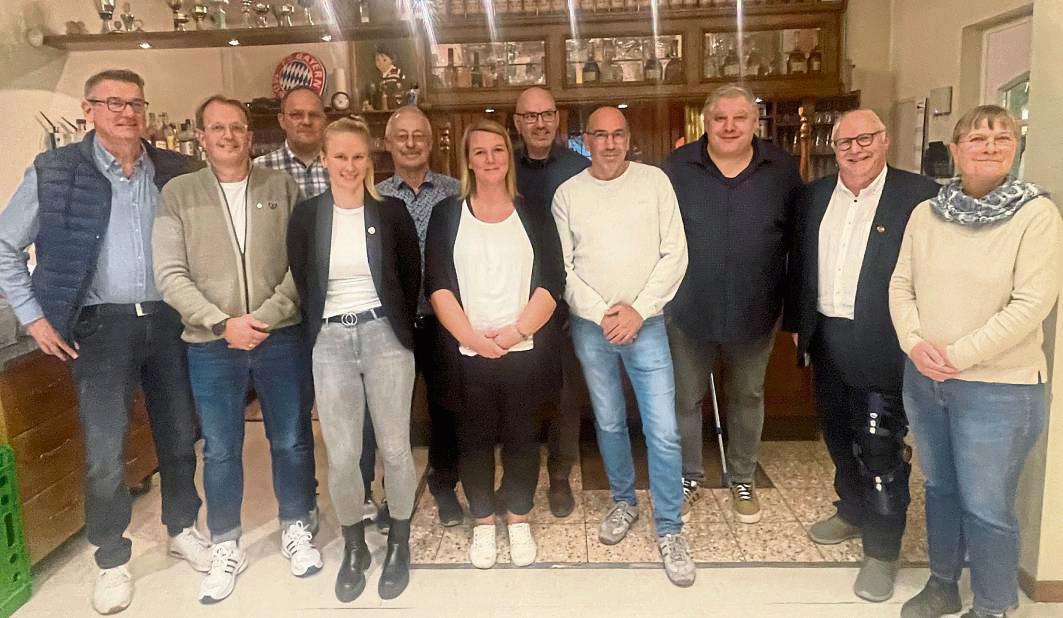 Für ihr besonderes Engagement hinter den Kulissen wurden auch diese Sportfreunde des FLVW-Kreises Lippstadt in Bad Sassendorf ausgezeichnet. Foto: Benedikt Schulte