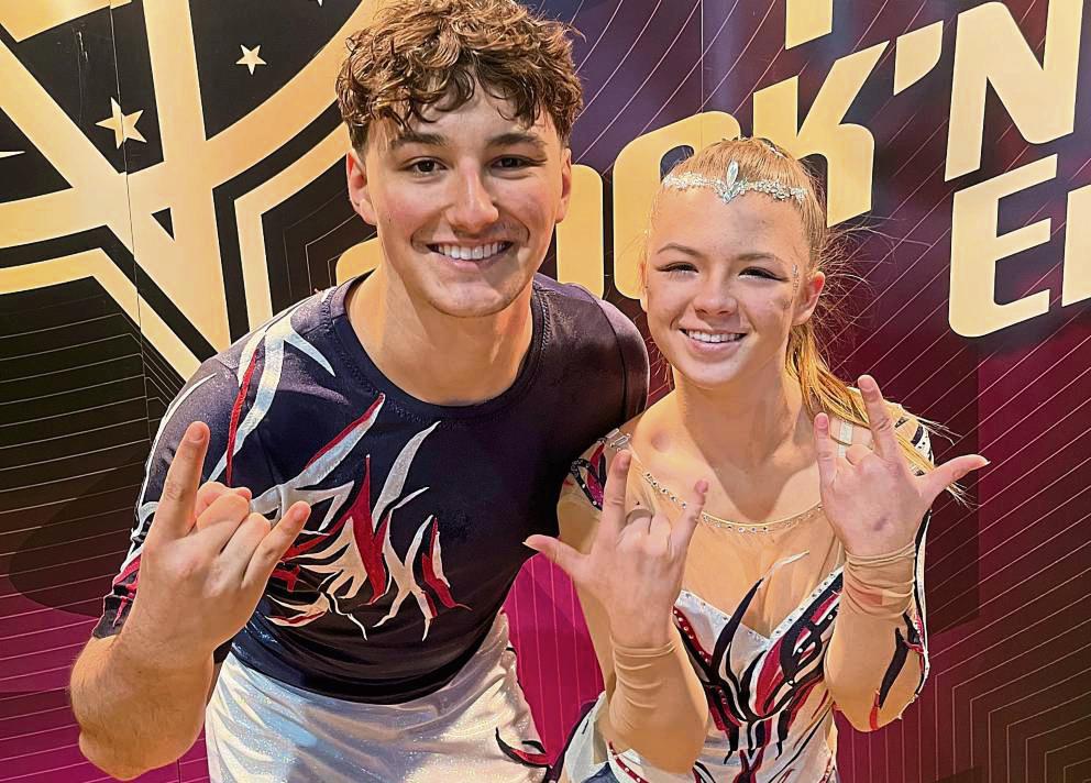 Die gute Laune ließen sich Sayen Hecken und Max Dudos von den Pink Panthers des LTV Lippstadt nicht verderben, obwohl man im Viertelfinale der WM in Kroatien sicherlich auf ein besseres Ergebnis durch die Wertungsrichter gehofft hatte. So fiel man am Ende als bestes deutsches B-Paar auf Rang 21 der Tageswertung zurück.