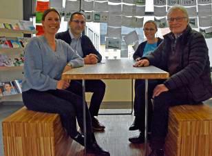 Auf der Lerninsel (v.l.): Katrin Helle, Evren Gül, Ilka Schroer und Werner Schnelle.