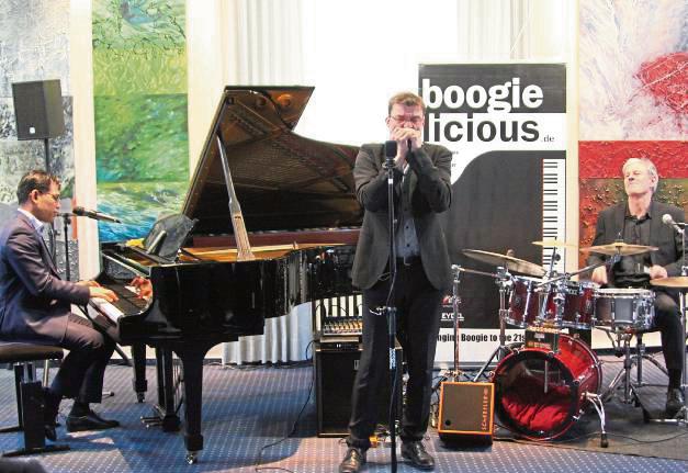 Zum ersten Mal im Alten Rathaus, aber keineswegs zum ersten Mal in Geseke: das Trio Boogielicious. Foto: Wissing