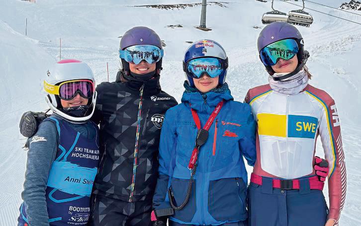 Bei einem Lehrgang in Österreich feilten auch (v.l.) Anni, Romy, Leni und Rieke Stellmacher aus Lippstadt an ihrer Technik.