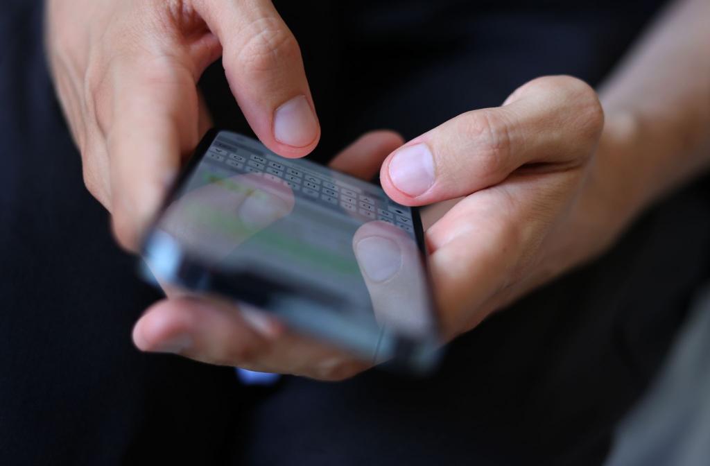 «Wollen wir junge Leute ansprechen, brauchen wir Social Media.» - Foto: Karl-Josef Hildenbrand/dpa