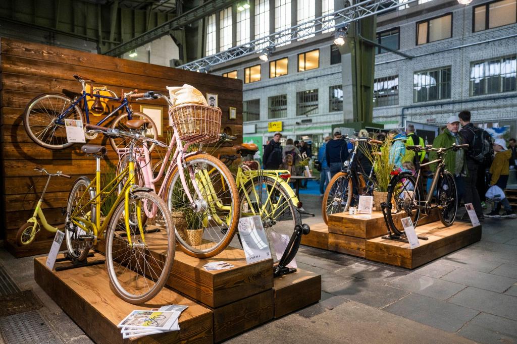 Gute Aussichten für Fahrradfans: In diesem Segment werden die Preise wohl mehrheitlich sinken. (Symbolbild) - Foto: Christophe Gateau/dpa