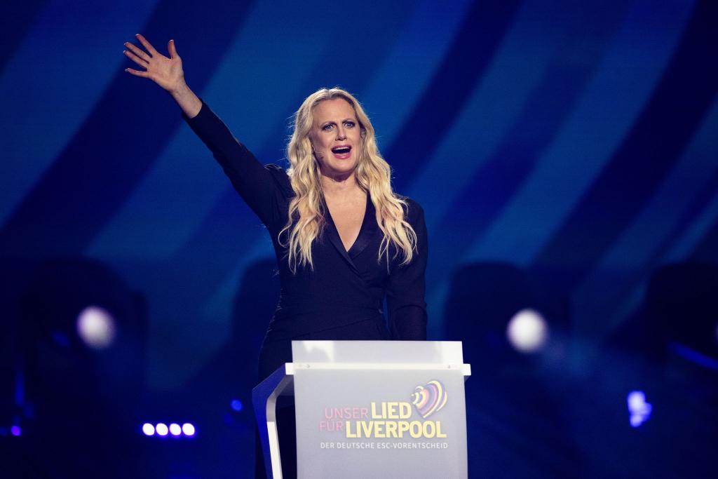 Barbara Schöneberger ist für die deutsche Vorauswahl zum Eurovision Song Contest nominiert. - Foto: Rolf Vennenbernd/dpa