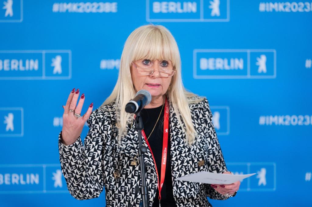 Iris Spranger (SPD), Innensenatorin in Berlin, bei der Innenministerkonferenz (IMK). - Foto: Christophe Gateau/dpa