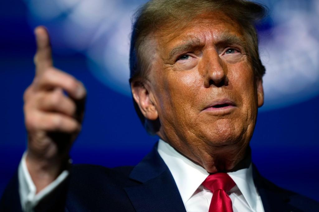 Will bei der US-Präsidentschaftswahl im November erneut für die Republikaner antreten: Donald Trump. - Foto: Matt Rourke/AP/dpa