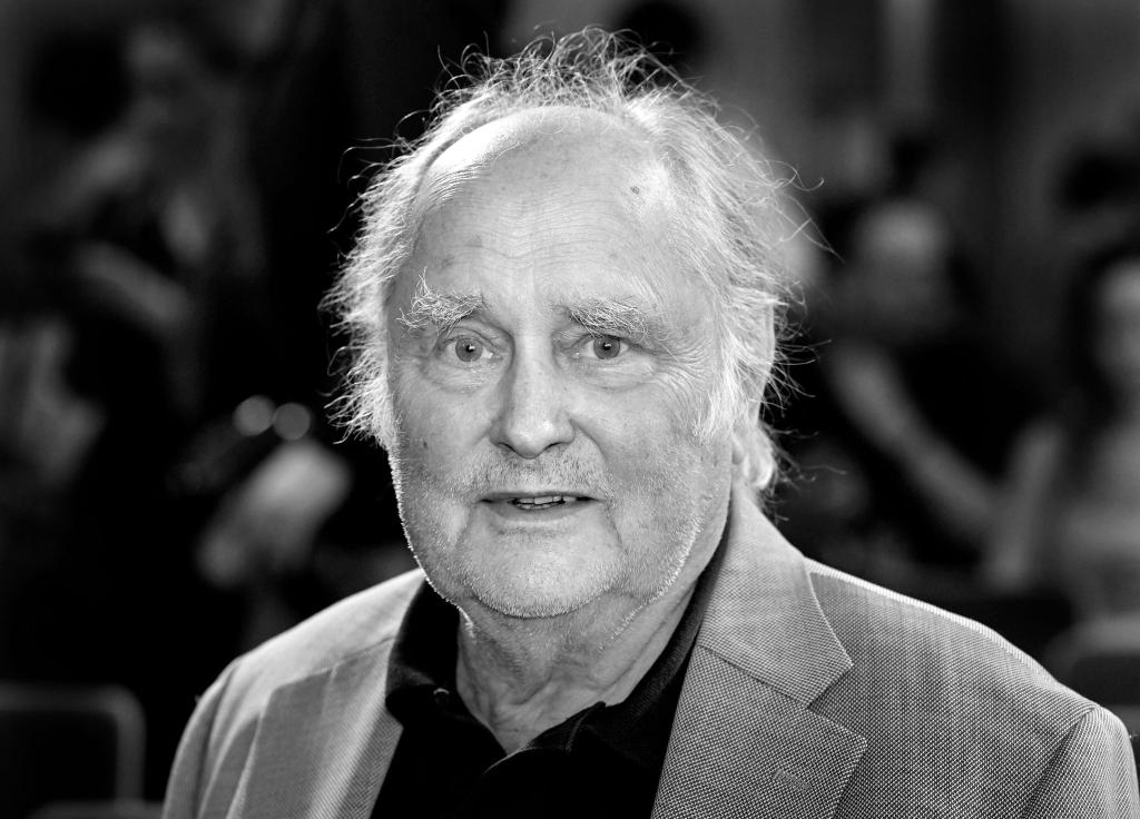 Der Regisseur und Filmproduzent Michael Verhoeven ist tot. - Foto: Felix Hörhager/dpa