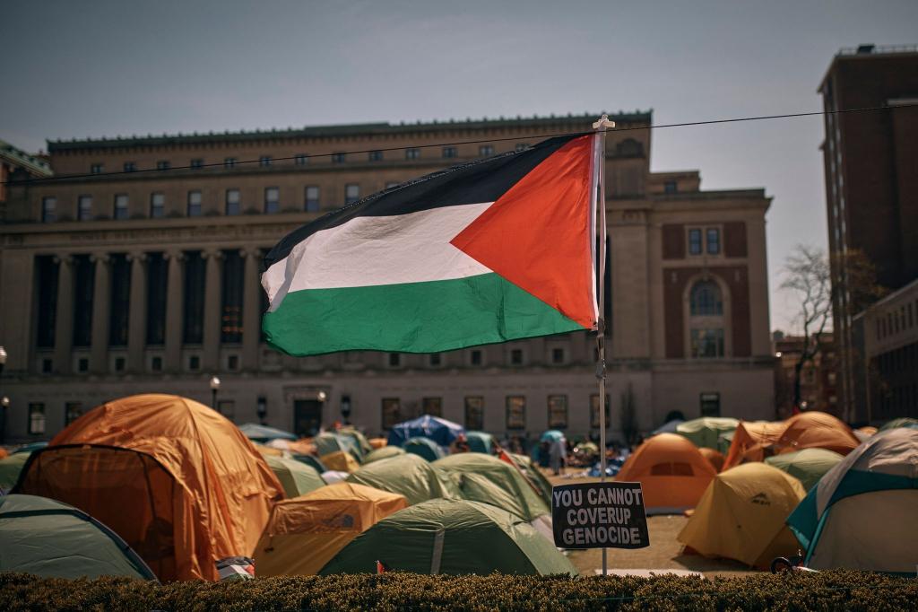 Mittlerweile protestieren Studierende und Hochschulpersonal an Universitäten in mehr als zwei Dutzend US-Bundesstaaten gegen den Gaza-Krieg. - Foto: Andres Kudacki/AP/dpa