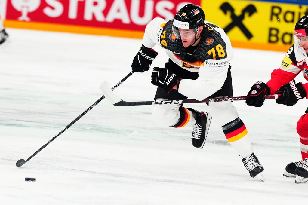 NHL-Profi Nico Sturm verstärkt das deutsche Eishockey-Nationalteam. - Foto: Pavel Golovkin/AP/dpa