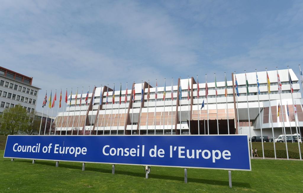 Der Europarat hat seinen Hauptsitz in Straßburg. Zu den 46 Mitgliedern gehören alle Länder der EU, aber auch Großbritannien oder die Türkei. - Foto: Rainer Jensen/dpa