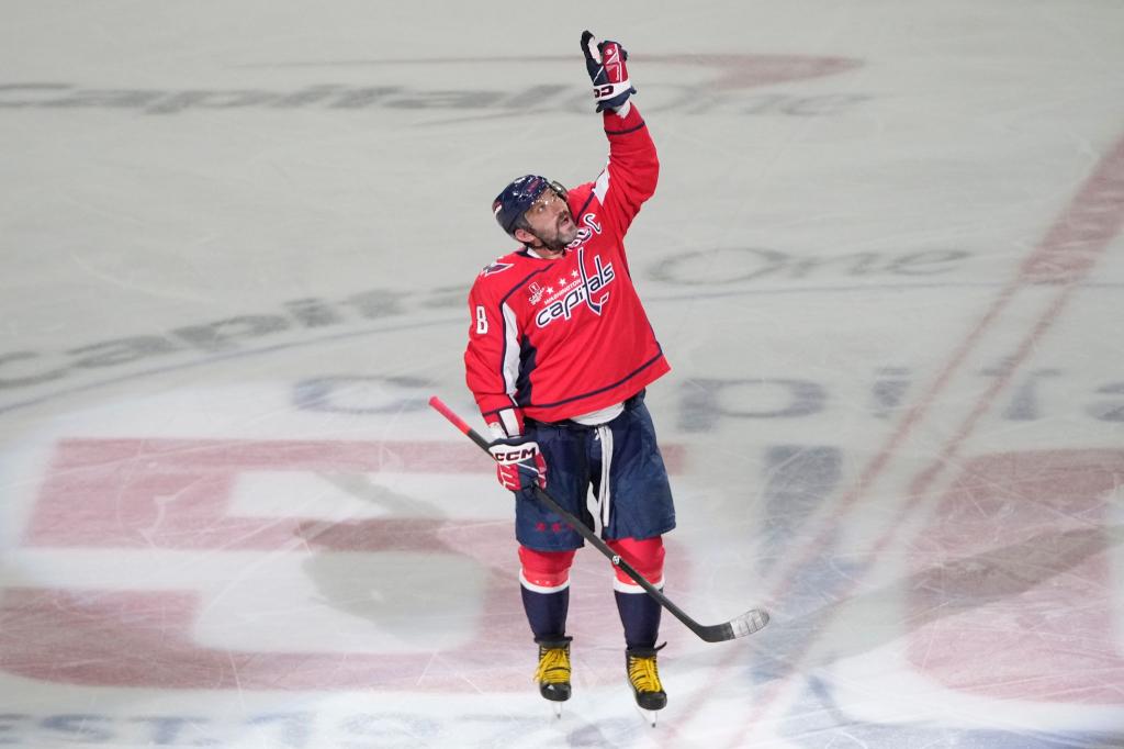 Alexander Owetschkin hat den NHL-Torrekord von Wayne Gretzky eingestellt. - Foto: Mark Schiefelbein/AP/dpa