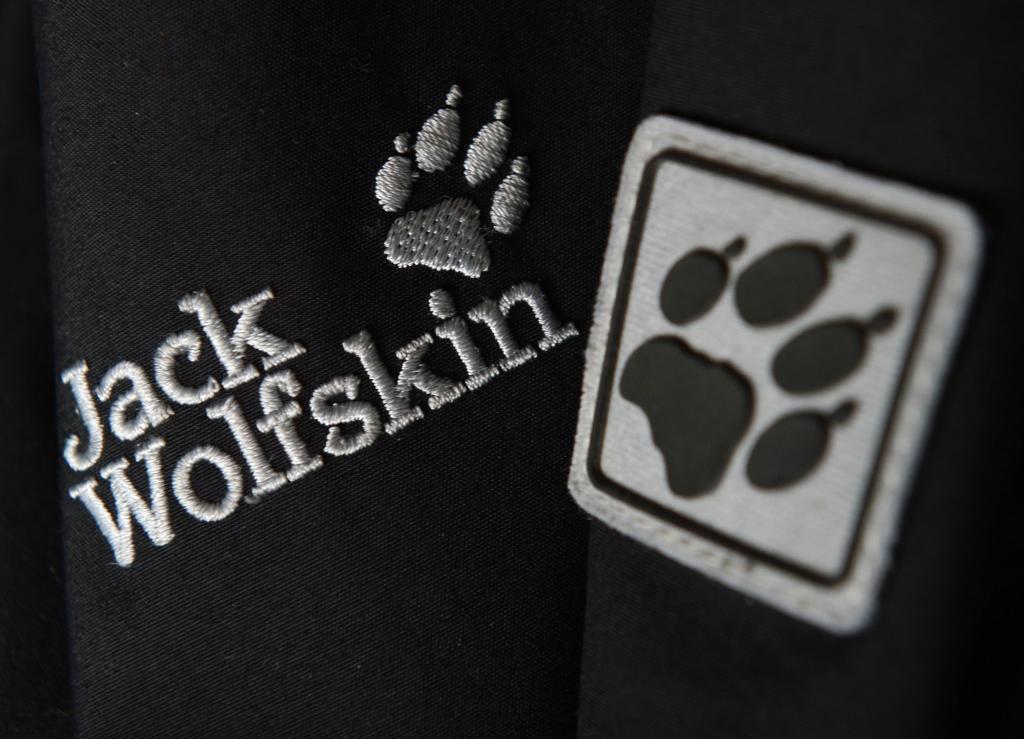 Dem künftigen Besitzer von Jack Wolfskin gehören bereits Marken wie Wilson und Salomon. (Archivbild) - Foto: picture alliance / dpa