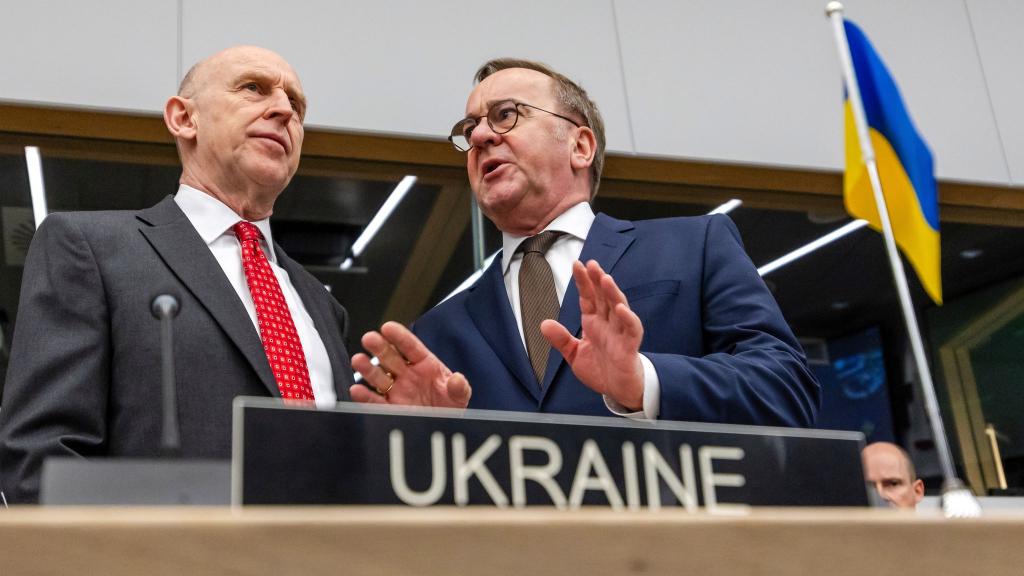 Deutschland und Großbritannien leiteten das Treffen der Kontaktgruppe. - Foto: Geert Vanden Wijngaert/AP/dpa