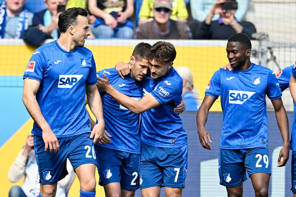 Traf schon vor der Halbzeit doppelt: Andrej Kramaric. - Foto: Uwe Anspach/dpa