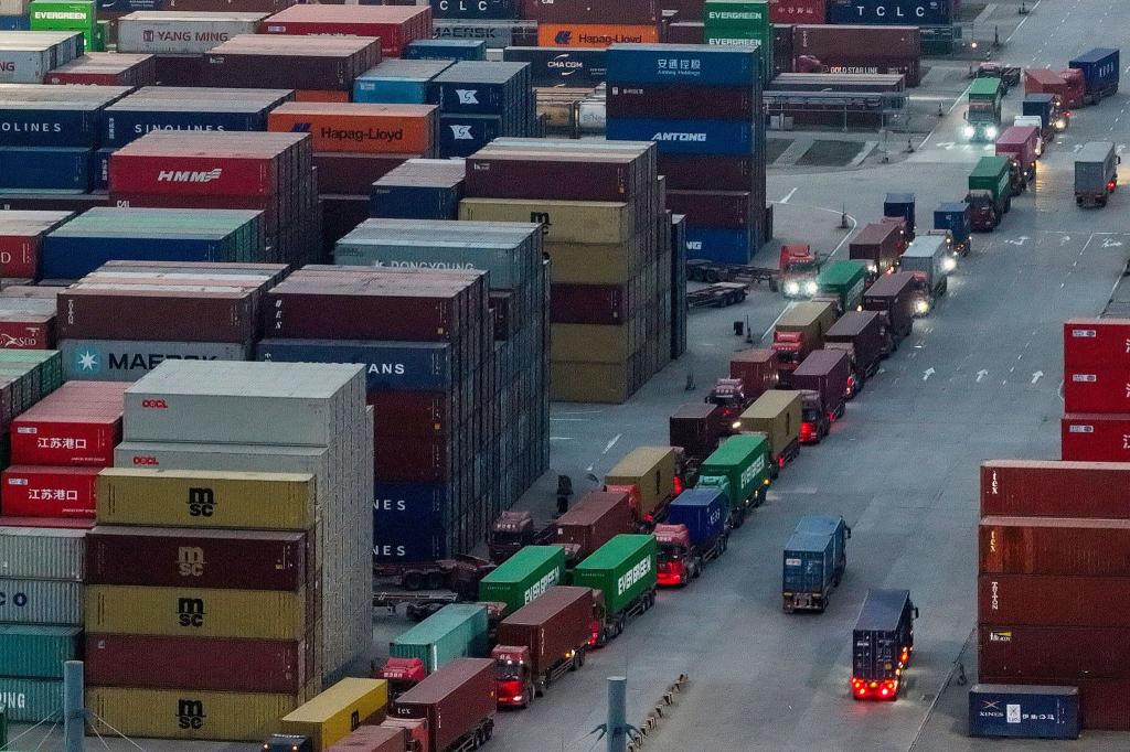 Chinas Wirtschaft wird maßgeblich durch Exporte angetrieben. - Foto: Uncredited/CHINATOPIX via AP/dpa