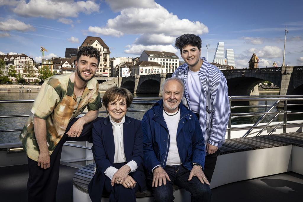 Paola (2.v.l.) und Luca Hänni (l) sind beim ESC 2025 mit von der Partie. - Foto: Michael Buholzer/KEYSTONE/dpa