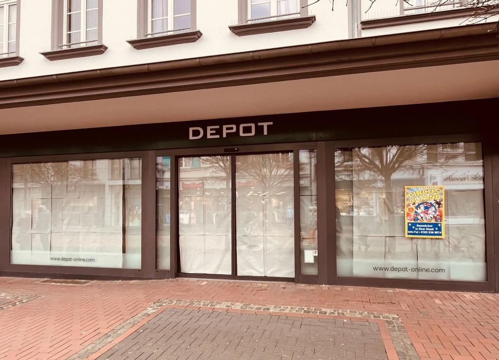 Depot hat in den ersten drei Monaten des Jahres bereits 45 Filialen geschlossen, unter anderem in der nordrhein-westfälischen Stadt Hilden. (Archivbild) - Foto: Christian Rothenberg/dpa
