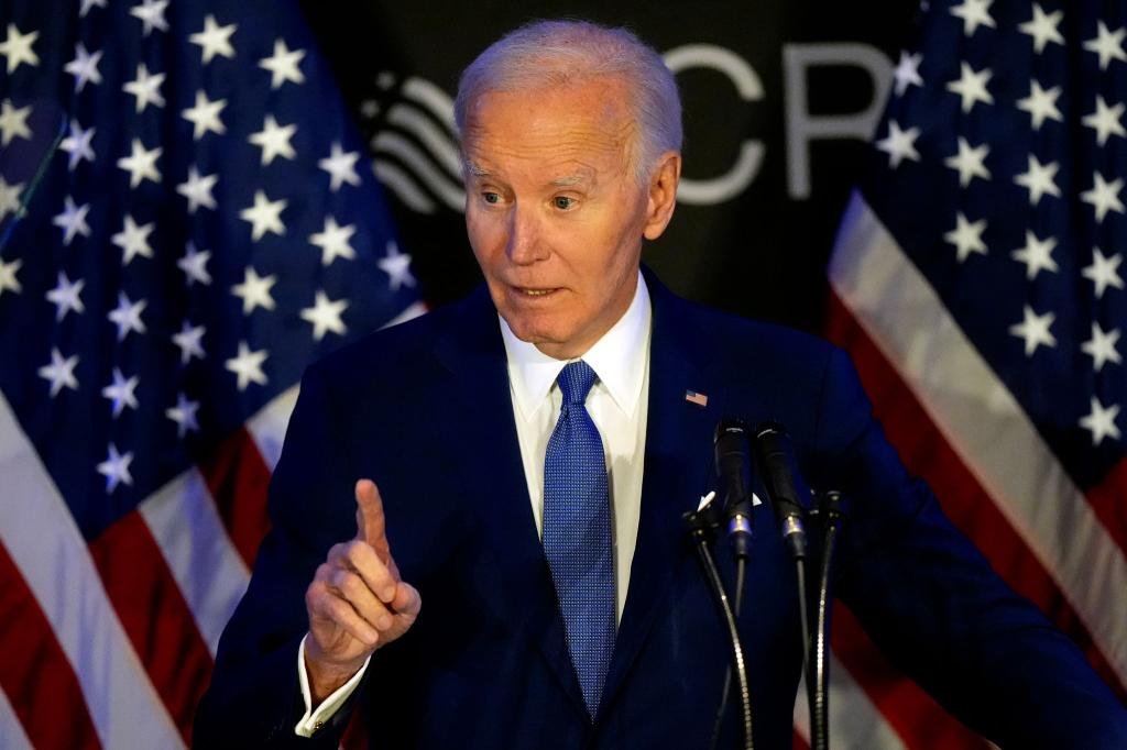 Biden kritisiert die Regierung seines Nachfolgers - Foto: Nam Y. Huh/AP/dpa