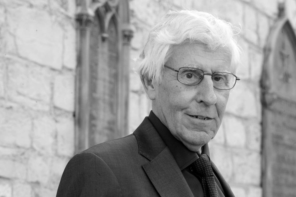 Der Schweizer Literaturwissenschaftler und Schriftsteller Peter von Matt ist im Alter von 87 Jahren gestorben. - Foto: Urs Flueeler/Keystone/EPA/dpa