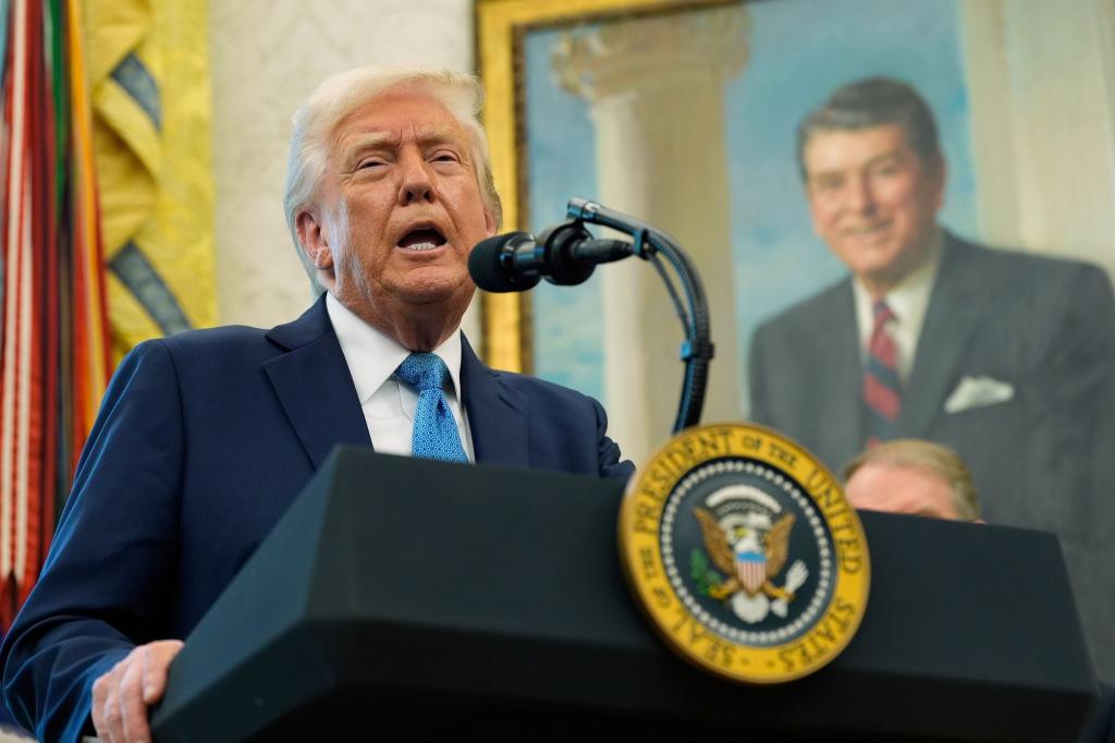 Trump betont nach einem Telefonat mit Netanjahu die Einigkeit zwischen den USA und Israel. - Foto: Alex Brandon/AP/dpa