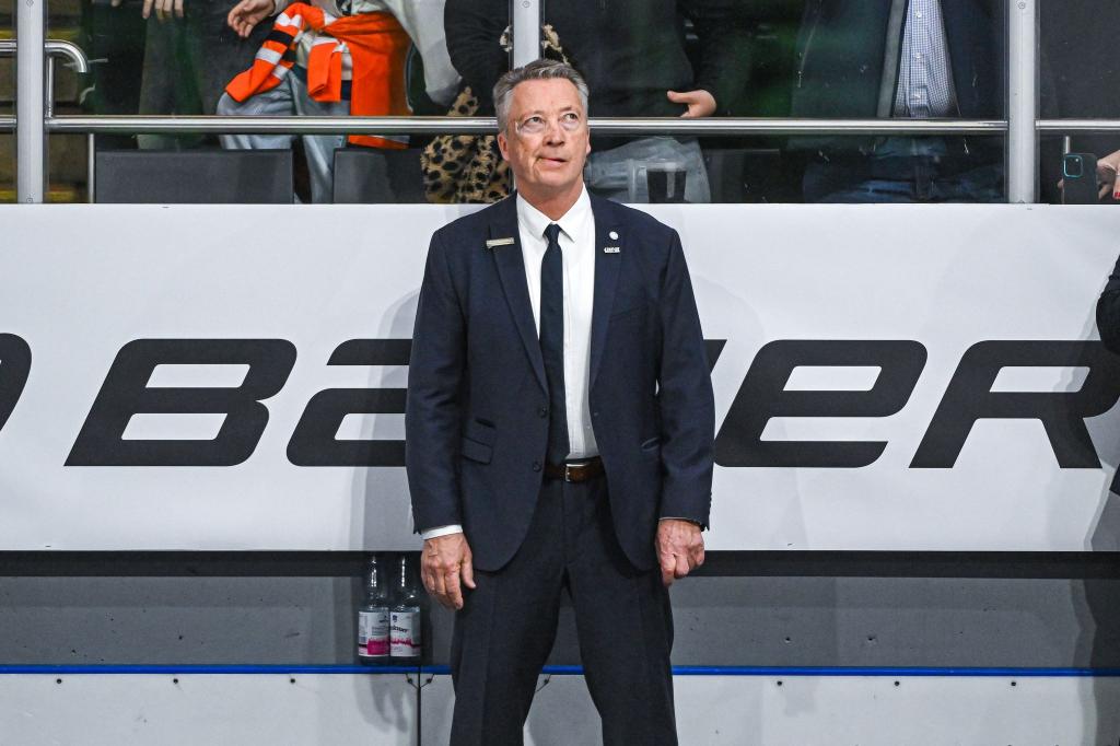 Eishockey-Bundestrainer Harold Kreis muss bei der WM in der Abwehr auf wichtige Spieler verzichten. - Foto: Armin Weigel/dpa