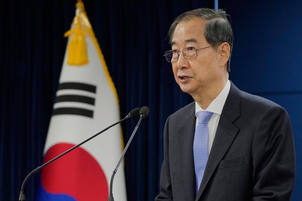 Es wird angenommen, dass Südkoreas Übergangspräsident Han Duck Soo bei den anstehenden Neuwahlen antreten will. (Archivbild) - Foto: Ahn Young-joon/AP Pool/dpa